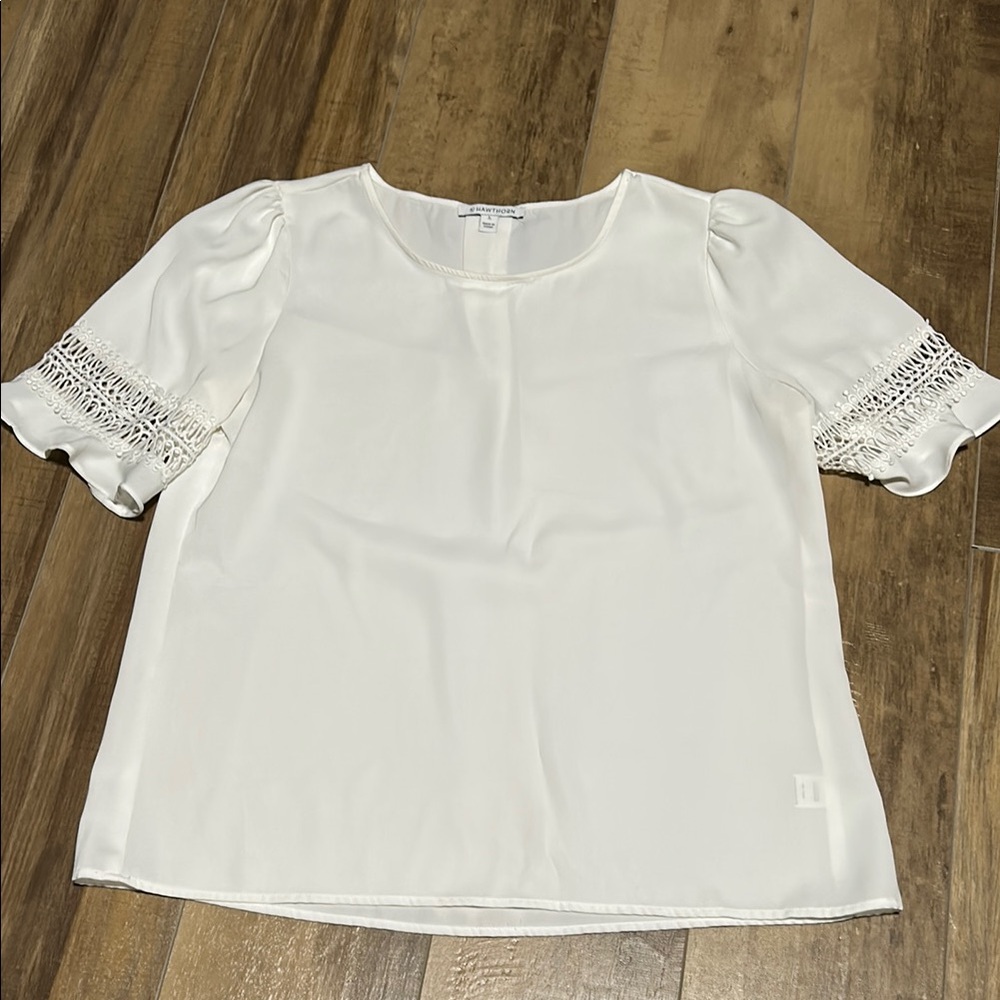 41 Hawthorn White Boxy Blouse with Relaxed Fit